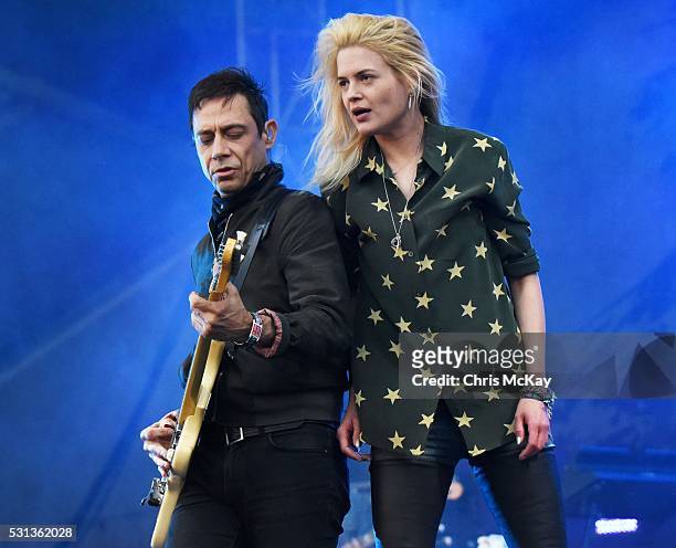 Jamie Hince and Alison Mosshart of The Kills perform at Shaky Knees Music Festival at Centennial Olympic Park on May 13, 2016 in Atlanta, Georgia.