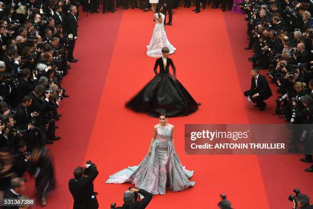 British-Thai actress Araya A. Hargate and Chinese actress and singer Li Yuchun pose on May 14, 2016 as they arrive for the screening of the film "The...