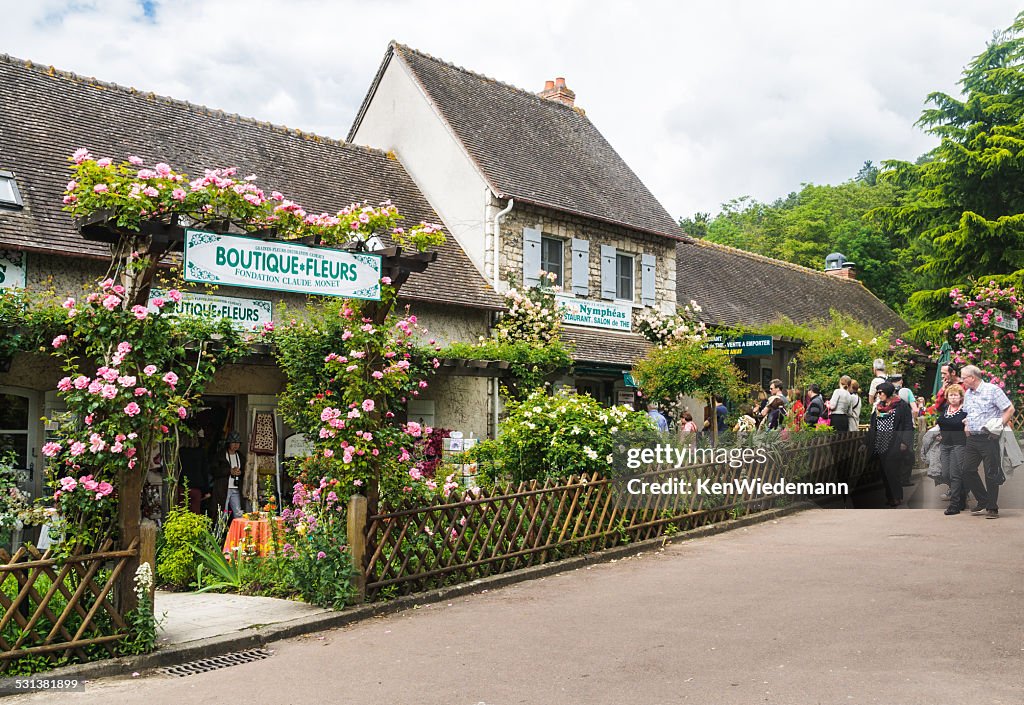 Boutique and Restaurant at Giverny
