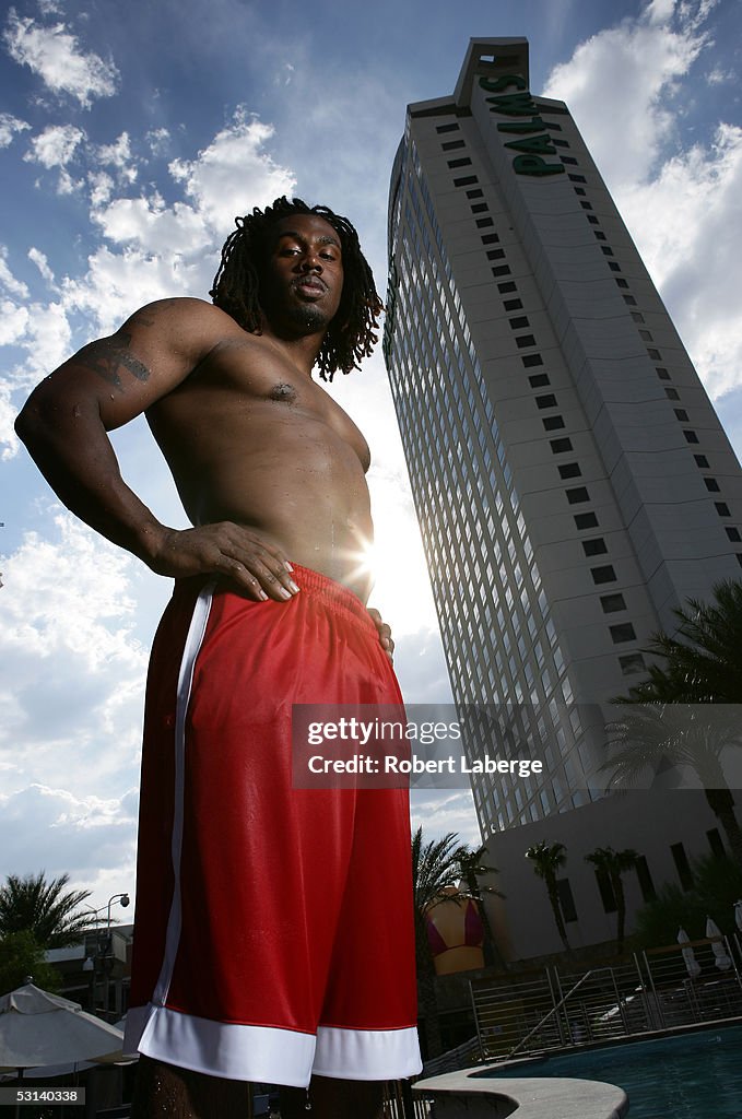 Running back Steven Jackson of the St. Louis Rams poses for a ...