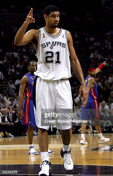 Tim Duncan of the San Antonio Spurs gestures for a Spurs' ball in the first half of the game against the Detroit Pistons in Game seven of the 2005...