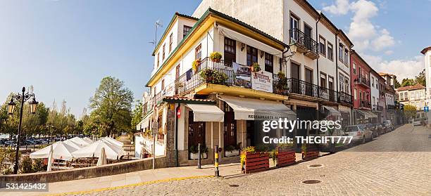 alameda restaurant at ponte de lima, portugal - viana do castelo district stockfoto's en -beelden