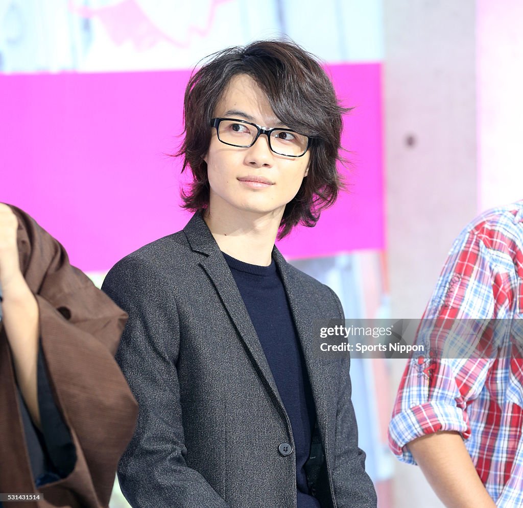 Ryunosuke Kamiki Attends Press Conference In Tokyo