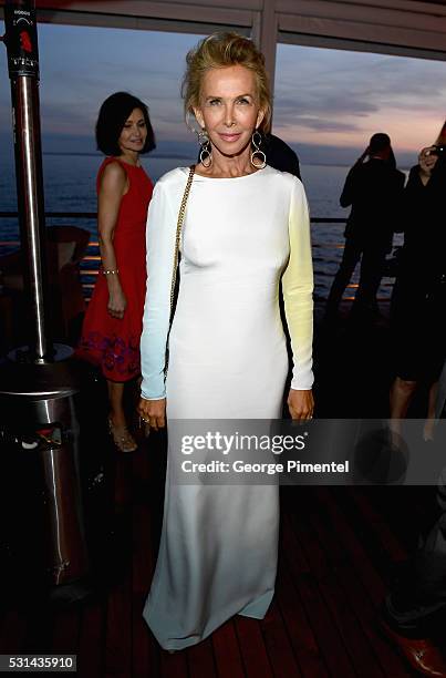 Trudie Styler attends Vanity Fair and HBO Dinner Celebrating the Cannes Film Festival at Hotel du Cap-Eden-Roc on May 14, 2016 in Cap d'Antibes,...