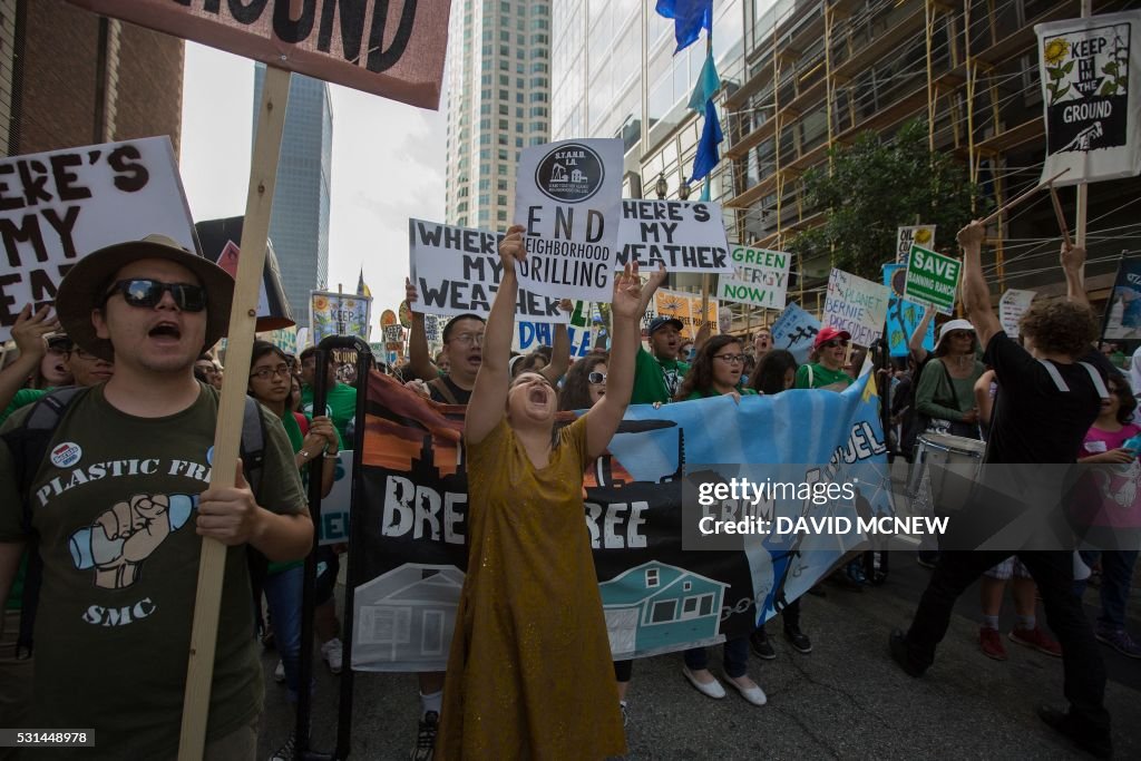 US-ENERGY-FUEL-FOSSIL-PROTEST