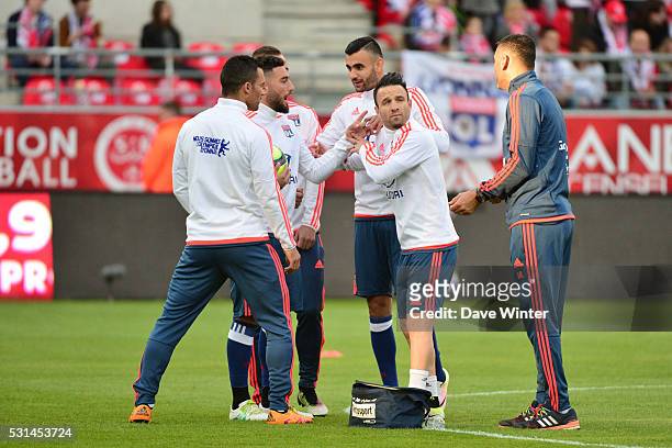 Mathieu Valbuena of Lyon and team mates during the football French Ligue 1 match between Stade de Reims and Olympique Lyonnais at Stade Auguste...