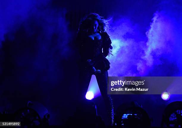 The Formation World Tour Photos and Premium High Res Pictures - Getty ...