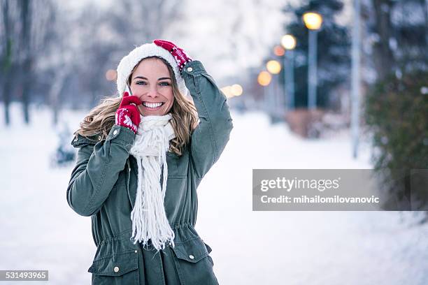 portrait of young girl on the phone - face surprise heat stock pictures, royalty-free photos & images