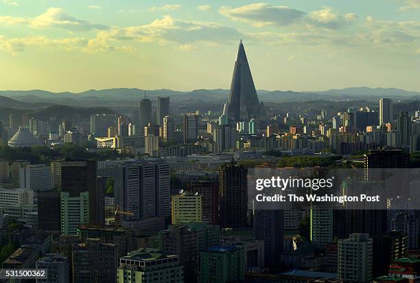 Pyongyang High Rise Unfinished Pyramid Photos and Premium High Res Pictures - Getty Images