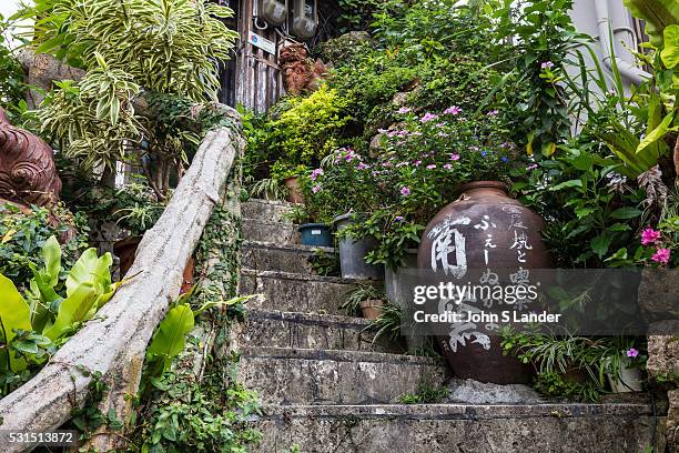 Tsuboya Tsuboya Pottery Photos and Premium High Res Pictures - Getty Images