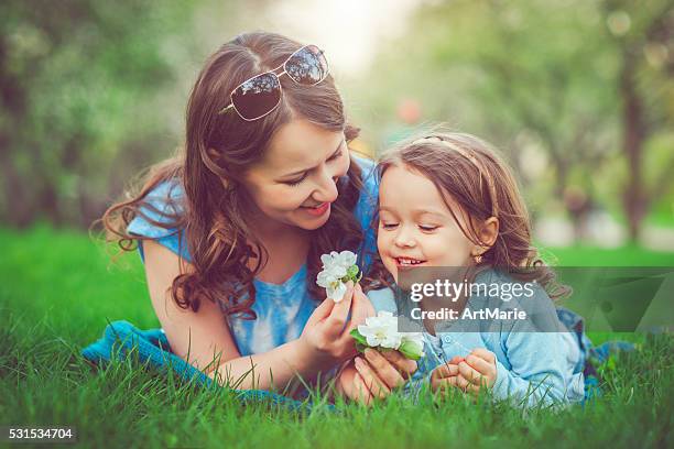 family in summer - spring allergies stock pictures, royalty-free photos & images