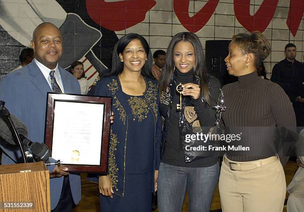 Kenneth Ruffin 27 Wanda Wallace Stock Photos, High-Res Pictures, and Images - Getty Images