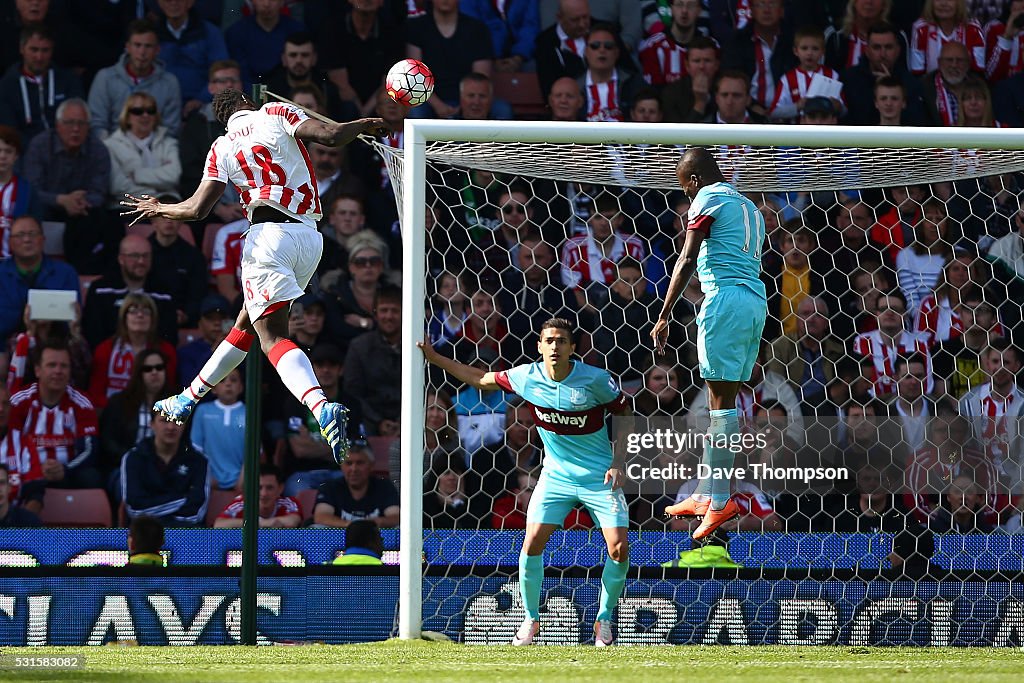 Stoke City v West Ham United - Premier League