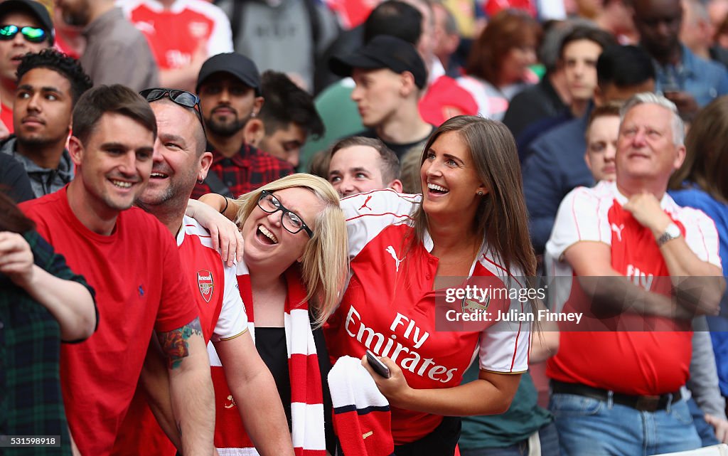 Arsenal v Aston Villa - Premier League