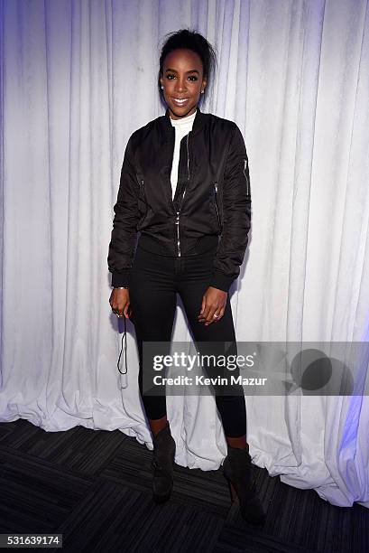 Singer Kelly Rowland poses backstage during "The Formation World Tour" at the Rose Bowl on May 14, 2016 in Pasadena, California.