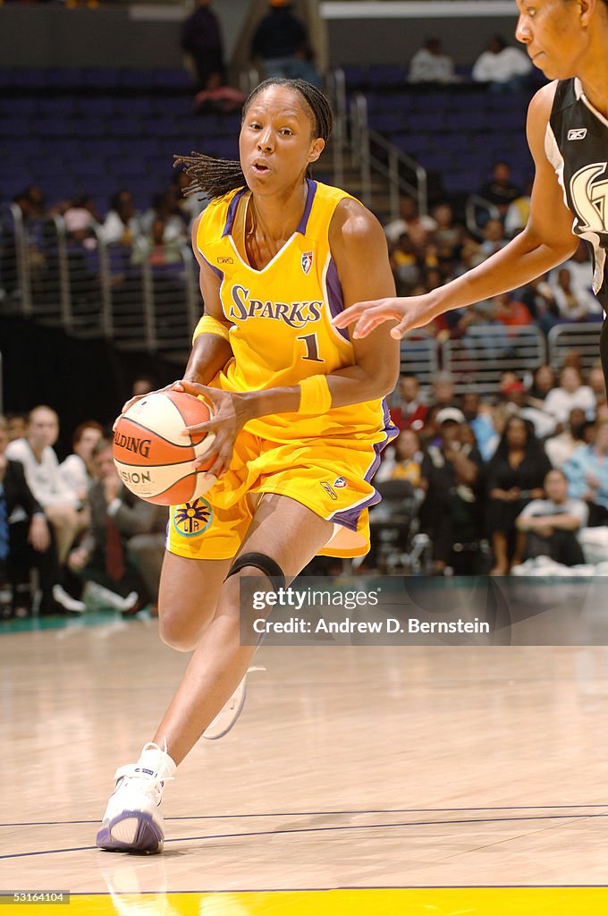 San Antonio Silver Stars v Los Angeles Sparks