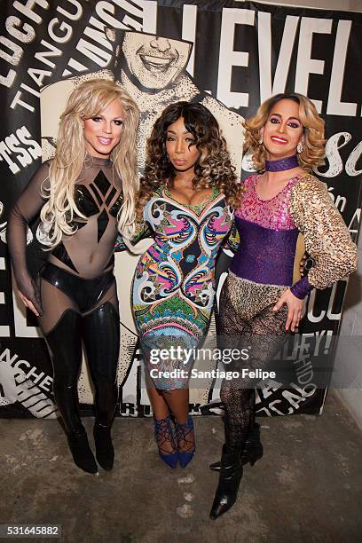 Derrick Barry, Tiffany Pollard and Cynthia Lee Fontaine attend Senor Frog's Drag Brunch at Senor Frog's on May 15, 2016 in New York City.