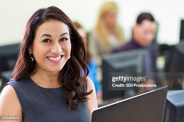 Lady Training Computer 3,504 Computer Skills Training Stock Photos, High-Res Pictures, and ...