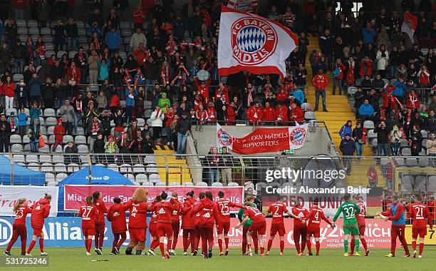 The Bayern Muenchen women team celebrates their German Championship title after the women Bundesliga match between FC Bayern Muenchen and 1899...