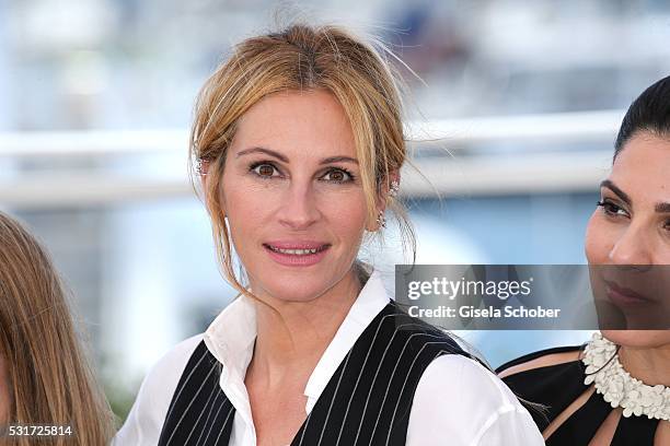 Julia Roberts attends the "Money Monster" photocall during the 69th annual Cannes Film Festival at the Palais des Festivals on May 12, 2016 in...