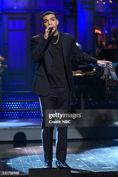 Snl Script Drake 132 Drake Saturday Night Live Stock Photos, High-Res Pictures, and ...