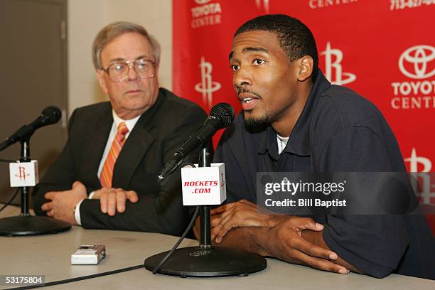 The Houston Rockets first round draft pick, Luther Head and Rockets General Manager, Carroll Dawson talk to the media during a press conference June...