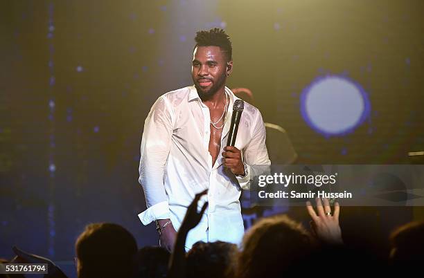 Jason Derulo performs at The Harmonist Cocktail Party during the 69th annual Cannes Film Festival at the Plage du Grand Hyatt on May 16, 2016 in...