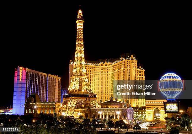 Exterior photo of the Bally's Las Vegas and Paris Las Vegas, including the Paris' 50-story Eiffel Tower replica, June 30, 2005 in Las Vegas, Nevada.