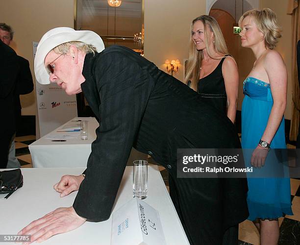 Actor Nick Nolte attends the Grimme Online Award ceremony on June 30, 2005 in Cologne, Germany.