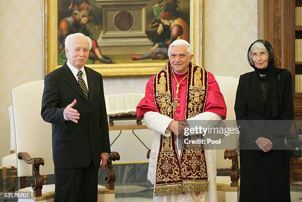 Pope Benedict XVI meets the President of Hungary Ferenc Madl and his wife Dalma at his private studio on July 1 in the Vatican City.