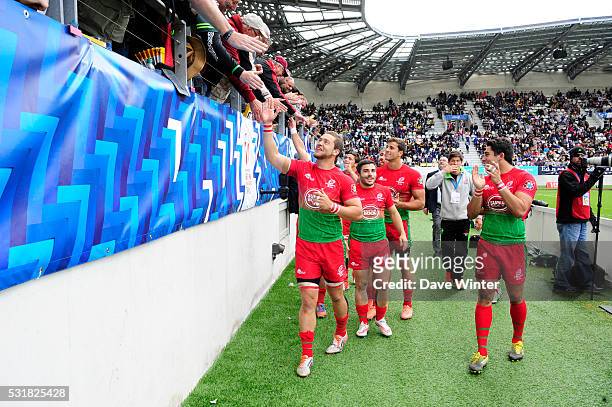 Portugal players make a lap of honour after winning the Shield Final during the HSBC PARIS SEVENS tournament at Stade Jean Bouin on May 15, 2016 in...