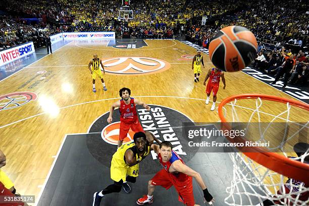 Ekpe Udoh, #8 of Fenerbahce Istanbul competes Victor Khryapa, #31 of CSKA Moscow with Turkish Airlines Euroleague Basketball Final Four Berlin 2016...