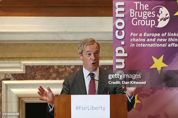 Professor Nigel Rees 296 Nigel Rees Stock Photos, High-Res Pictures, and Images - Getty Images