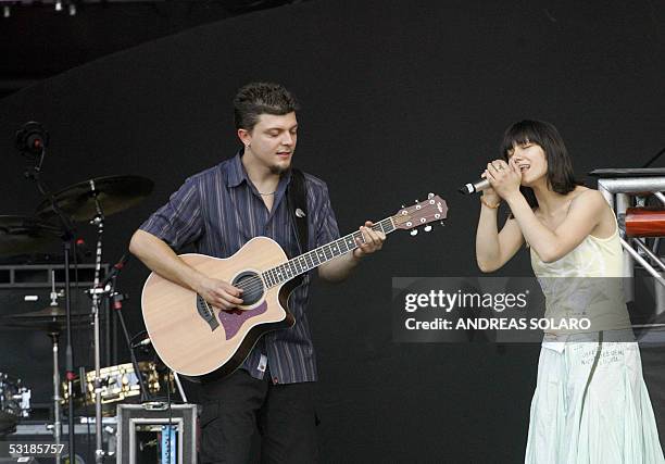Italian artist Elisa performs at Rome's former chariot-racing amphitheater, the Circus Maximus, 02 July 2005 during the Live 8 concert.Thousands of...