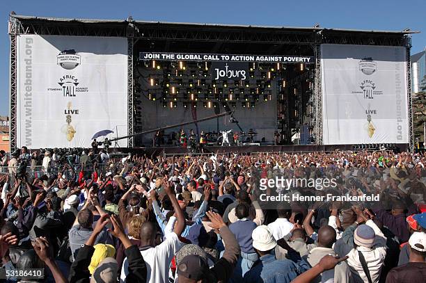 Lucky Dube performs on stage during "Live 8 Johannesburg" at Mary Fitzgerald Square, Newton, on July 2, 2005 in Johannesburg, South Africa. The free...