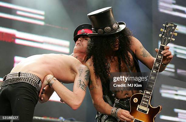 Slash 2005 6,624 Scott Weiland Photos & High Res Pictures - Getty Images