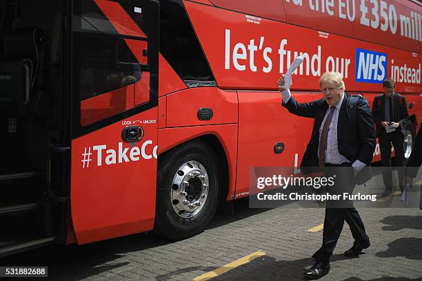 Boris Johnson MParrives in Stafford to board the Vote Leave, Brexit Battle Bus on May 17, 20016 in Stafford, England. Boris Johnson and the Vote...