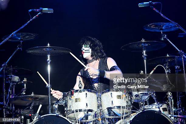Eric Singer of KISS performs in concert at the Austin360 Amphitheater on July 12, 2014 in Austin, Texas
