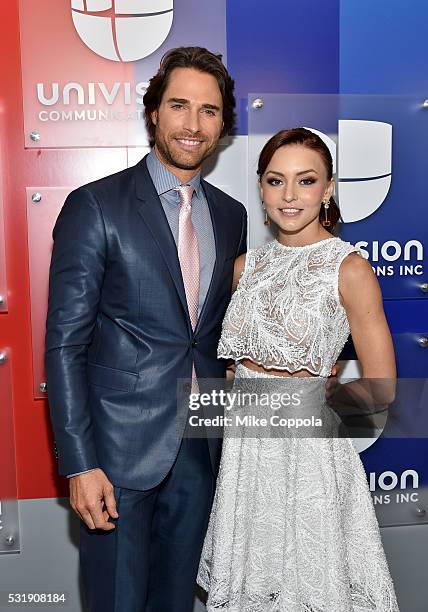 Actors Sebastian Rulli and Angelique Boyer attend Univision's 2016 Upfront Red Carpet at Gotham Hall on May 17, 2016 in New York City.