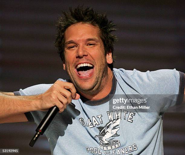 Dane Cook Sticker 3,444 Comedian Cook Stock Photos, High-Res Pictures, and Images - Getty ...