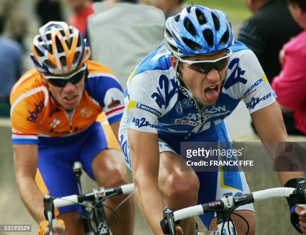 La Chataigneraie, France: Frenchman Nicolas Portal rides in front of Dutch Erik Dekker during their breakaway in the third stage of the 92nd Tour de...