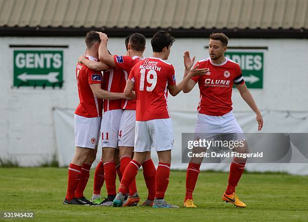 Dublin , Ireland - 17 May 2016; Mark Timlin, St Patricks Athletic, is congratulated by his team-mates after scoring his side's first goal during the...