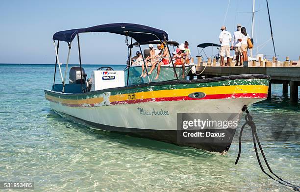 roatan water taxi - water taxi stock pictures, royalty-free photos & images