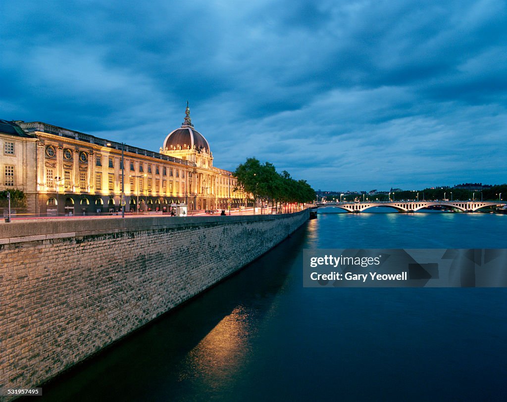 Hotel-Dieu along the banks of the Rhone in Lyon