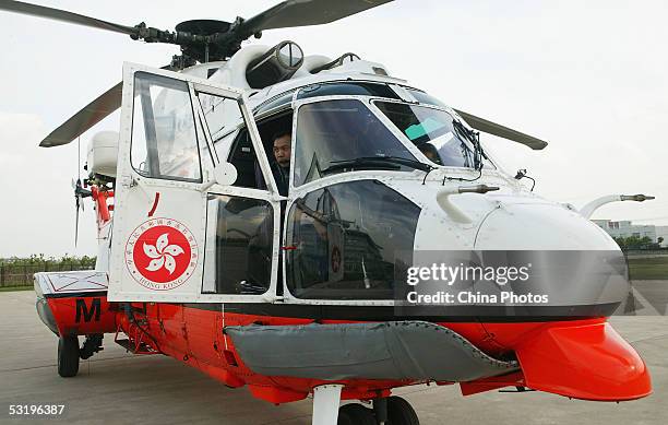 Aw332 L2 Jetstream Photos and Premium High Res Pictures - Getty Images