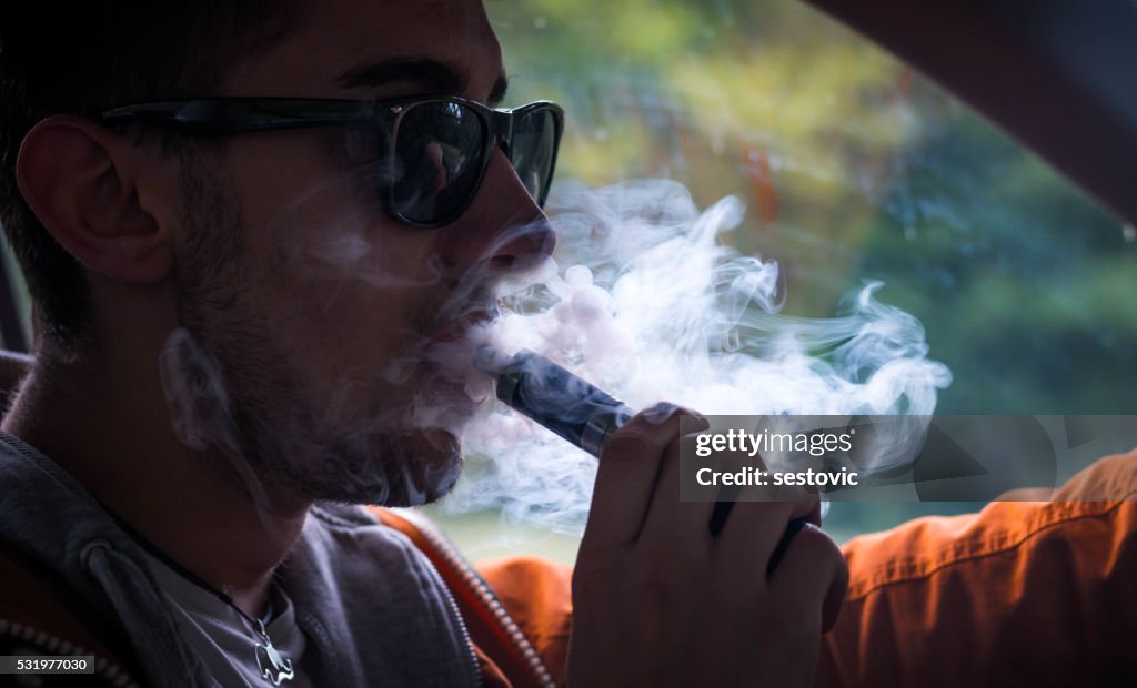 Vaping and driving