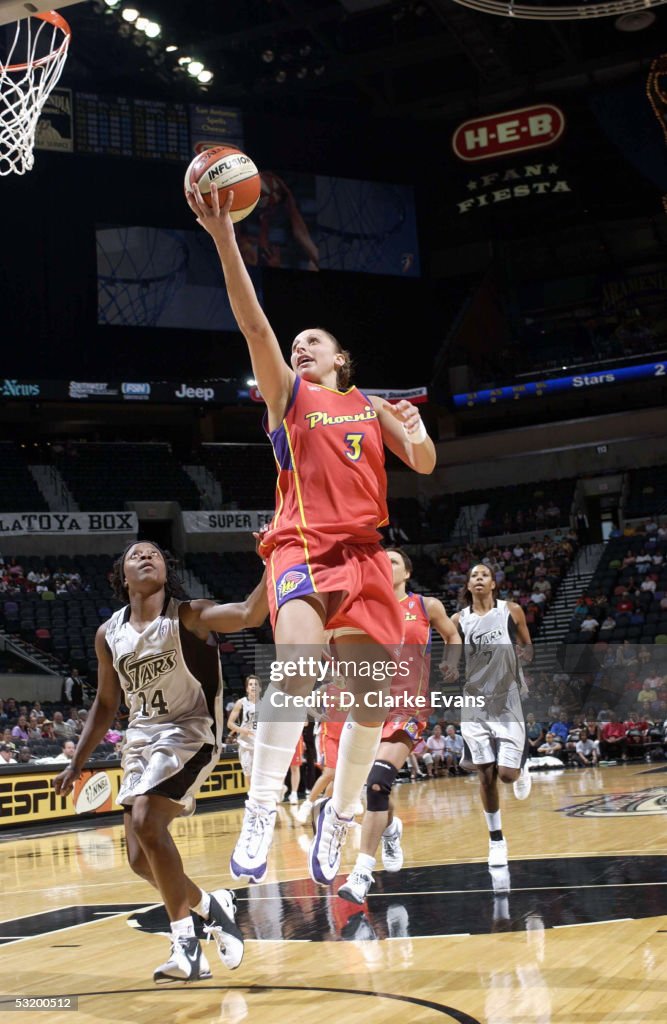 Phoenix Mercury v San Antonio Silver Stars