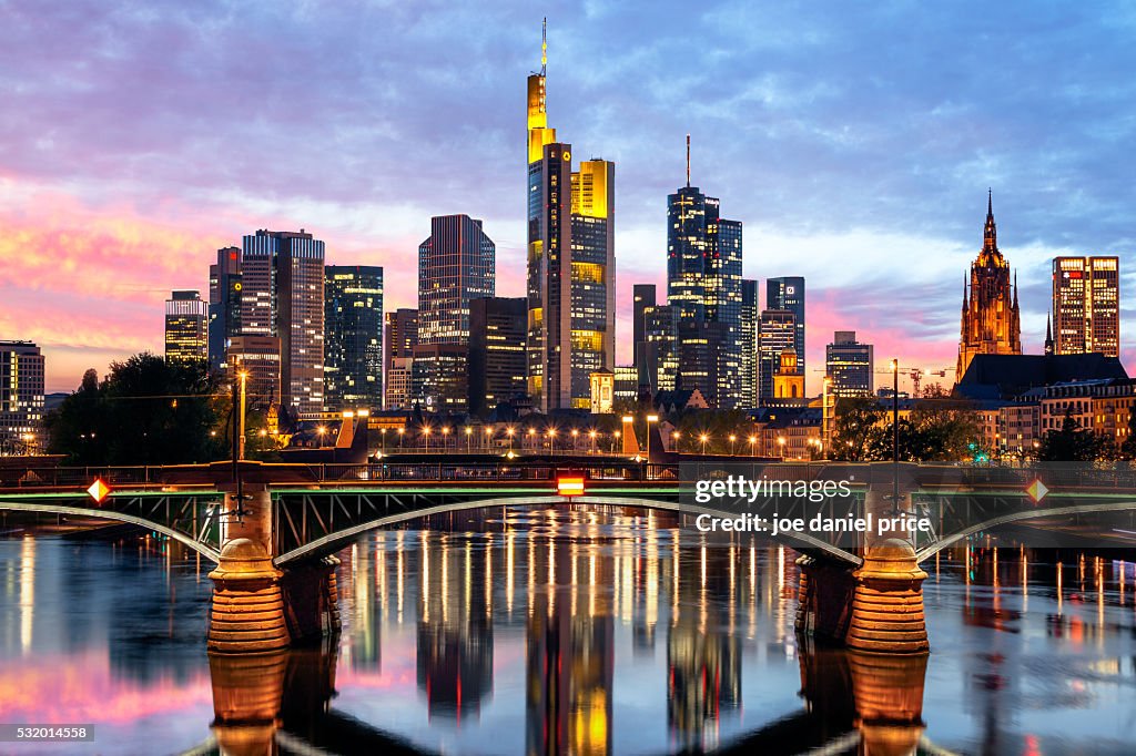 Ignatz-Bubis-Brücke, Frankfurt, Skyline, Sunset, Hessen, Germany