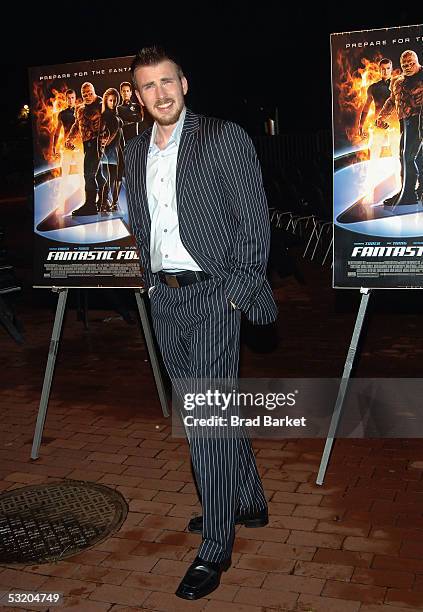 Actor Chris Evans attends the premiere of "Fantastic Four" on Liberty Island July 6, 2005 in New York City.