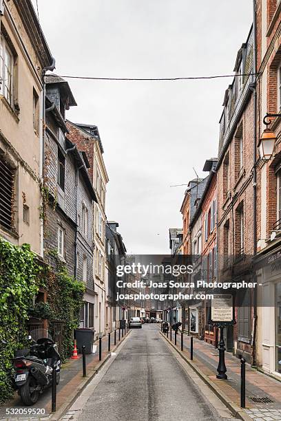 view on the harbour and the beautiful old houses of the town of honfleur, france. - joas souza ストックフォトと画像